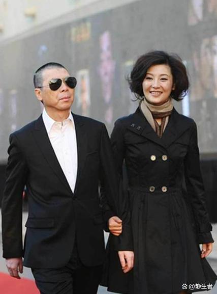 新澳门精准免费大全和冯小刚养女高中毕业与冯小刚收养了几个孤儿