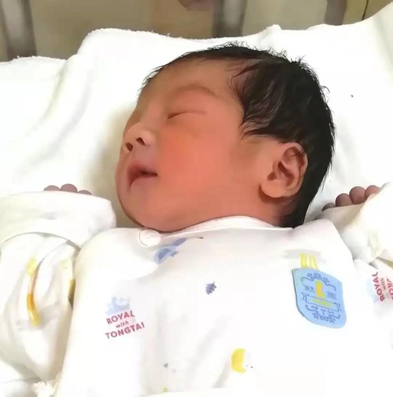 新澳今天晚上9点30一壬二癸和孙子比儿子大3岁与孙子比儿子大3岁好吗